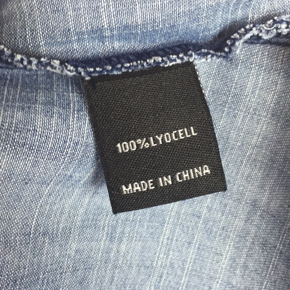 Peck & Peck - Sleeveless Chambray Pullover Shirt - Picture 7 of 7